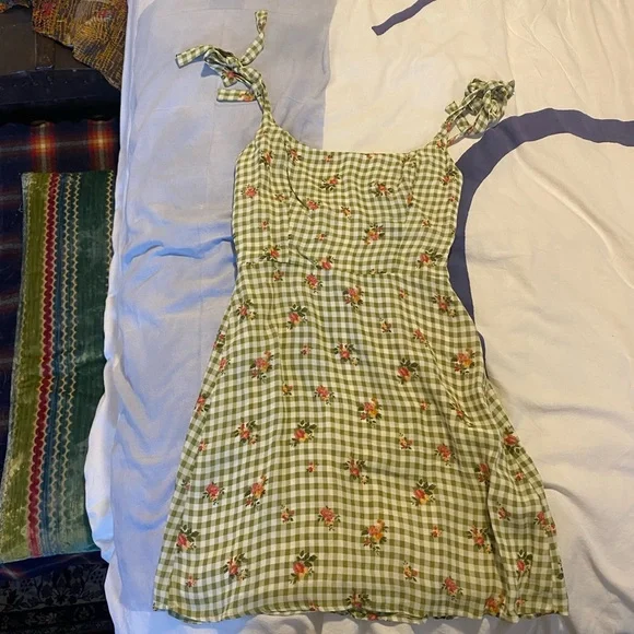 green emerald velvet dress Green Floral Dress